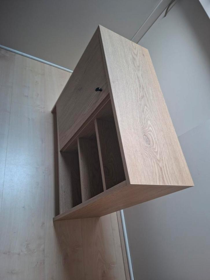 Mooie kast, Huis en Inrichting, Kasten | Dressoirs, Zo goed als nieuw, 50 tot 100 cm, 25 tot 50 cm, Met deur(en), Met plank(en)