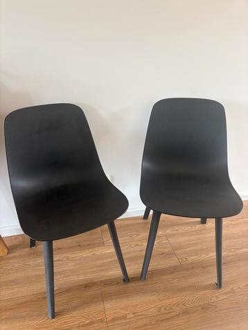 2 ikea odger stoelen antraciet beschikbaar voor biedingen