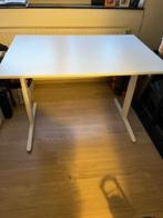 Ahrend bureautafel, Huis en Inrichting, Ophalen, In hoogte verstelbaar, Zo goed als nieuw