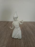 Porseleinen beeldje van Aziatische danseres, Antiek en Kunst, Ophalen of Verzenden