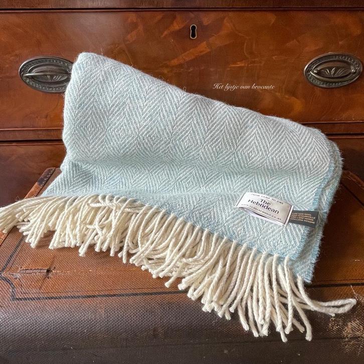 Schots wollen Tweed plaid Herringbone Blue, Huis en Inrichting, Woonaccessoires | Plaids en Woondekens, Nieuw, Ophalen of Verzenden