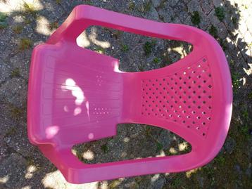 Kindertuinstoel beschikbaar voor biedingen