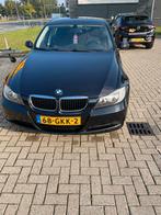 BMW 3-Serie (e90) 2.0 I 318 2008 Zwart, Auto's, Origineel Nederlands, Te koop, 5 stoelen, Benzine