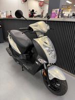 Kymco Agility Brom E4 45KM BJ 2021 Nieuwstaat met 1000KM, Fietsen en Brommers, Scooters | Kymco, Ophalen, Maximaal 45 km/u, Zo goed als nieuw