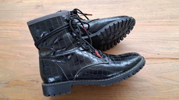 Zwart halfhoog dameslaarsje S.Oliver Mt 38 winter laars  beschikbaar voor biedingen