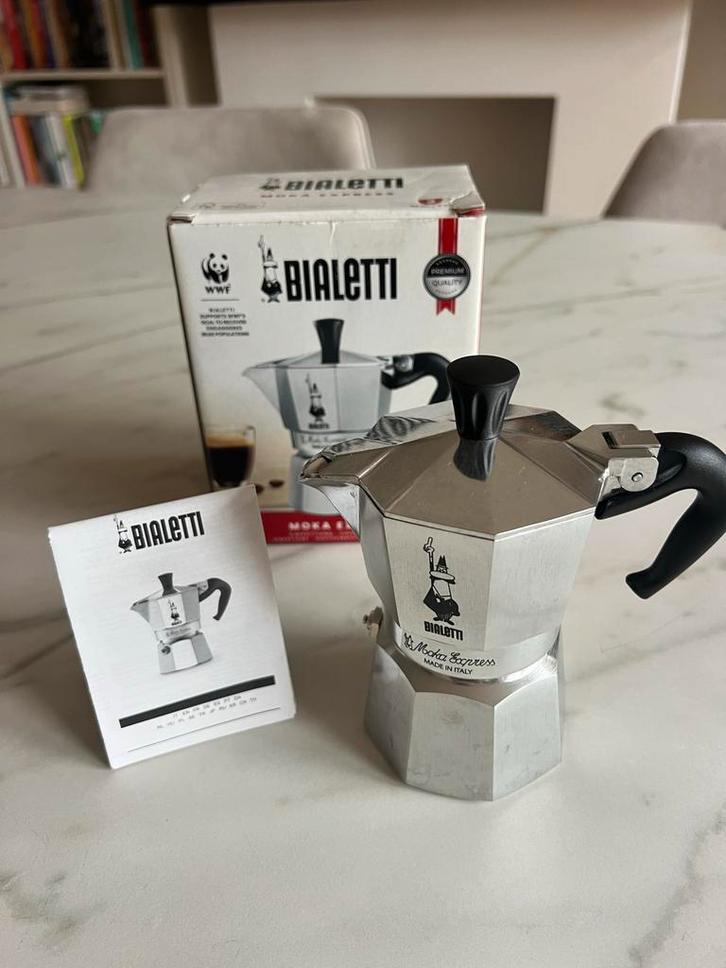 Bialetti Moka Express 90ml - Espressomaker, Huis en Inrichting, Keuken | Keukenbenodigdheden, Zo goed als nieuw, Ophalen of Verzenden