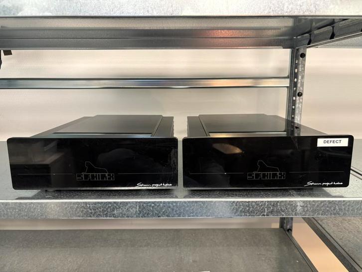 Sphinx project twelve monoblokjes 1x defect 1x werkt, Audio, Tv en Foto, Versterkers en Receivers, 120 watt of meer, Overige merken