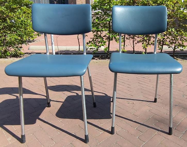 Set van 2 Vintage Gispen 1231 Buisstoelen – jaren ’60, Huis en Inrichting, Stoelen, Gebruikt, Twee, Hout, Leer, Metaal, Blauw