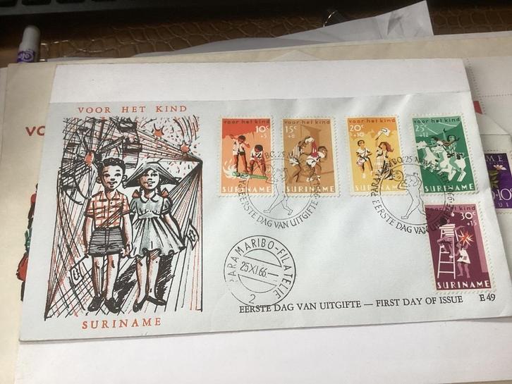 No4669 Suriname E49 zie je niet veel Heb ook van Nederland, Postzegels en Munten, Postzegels | Eerstedagenveloppen, Rest van de wereld