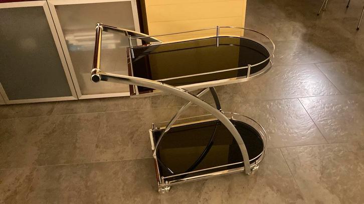 Verchroomde serveerwagen met zwart glas, Antiek en Kunst, Kunst | Designobjecten, Ophalen