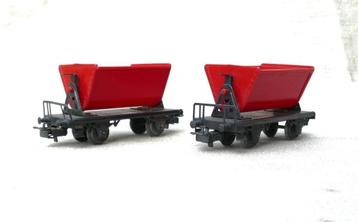 2x Marklin 4513 kiepwagon, jaren 60. beschikbaar voor biedingen