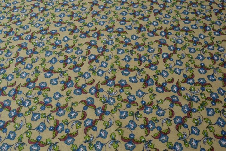 Retro vintage tricot jaren 70 lap stof / coupon, Hobby en Vrije tijd, Stoffen en Lappen, Nieuw, Polyester, 120 cm of meer, 30 tot 200 cm