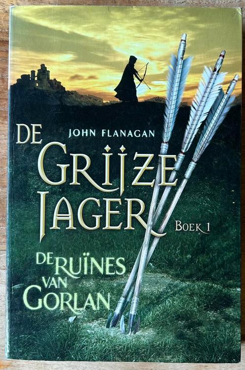John Flanagan - De ruïnes van Gorlan, Boeken, Kinderboeken | Jeugd | 10 tot 12 jaar, Gelezen, Ophalen of Verzenden