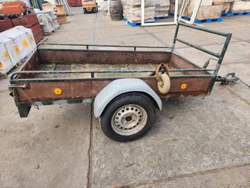 155 - Aanhangwagen, opknapper beschikbaar voor biedingen