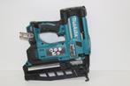 Goede Makita DBN600 Accu-tacker - BODY - incl. systainer!, Ophalen, Gebruikt, Support@makita.com, Makita