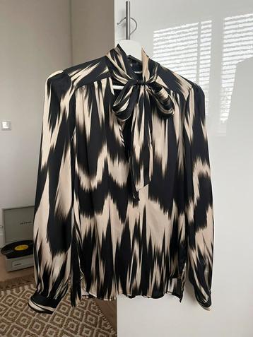 Zwart/beige blouse Summum beschikbaar voor biedingen
