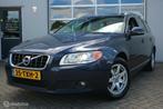Volvo V70 1.6 T4 Limited Edition AUTOMAAT/LEDER/TREKHAAK/NAP, Euro 5, Gebruikt, 4 cilinders, 1600 kg