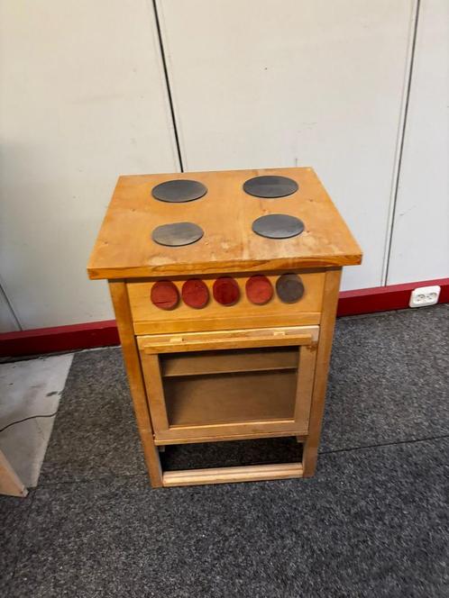 Houten speelgoedkeuken + pannen, Kinderen en Baby's, Speelgoed | Speelkeukens, Gebruikt, Hout, Ophalen
