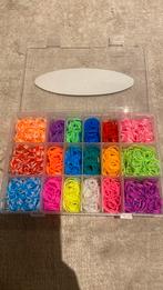 Loom bands set inclusief verzendkosten, Hobby en Vrije tijd, Knutselen, Ophalen of Verzenden, Zo goed als nieuw