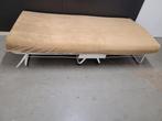 Logeerbed inklapbaar wit wieltjes lxbxh 190x8027cm, Ophalen, Eenpersoons, Wit, Zo goed als nieuw