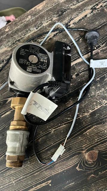 Cv-pomp Grundfos 25-70 130 uit 2016 (voor Remeha ketel) beschikbaar voor biedingen