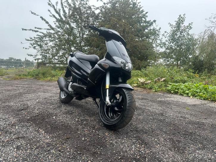 Gilera runner 180cc a1, Fietsen en Brommers, Scooters | Piaggio, Gebruikt, Overige modellen, Benzine, Ophalen