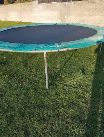 Trampoline 2,5 m beschikbaar voor biedingen