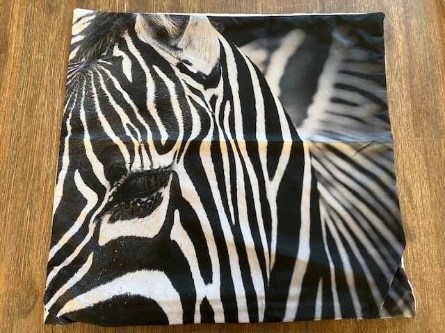Kussenhoes Zebra, Huis en Inrichting, Woonaccessoires | Kussens, Nieuw, Zwart, Vierkant, Ophalen of Verzenden