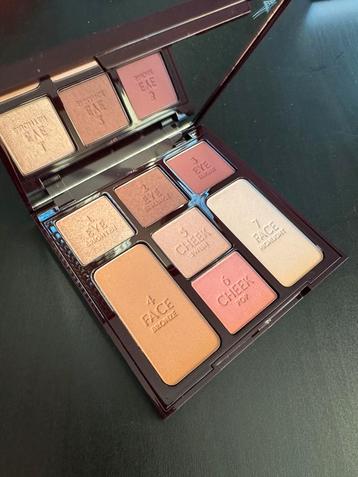 Charlotte Tilbury palette beschikbaar voor biedingen