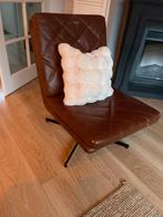 Leuke bruine draaistoel, Kunststof, Gebruikt, Ophalen of Verzenden, 50 tot 75 cm