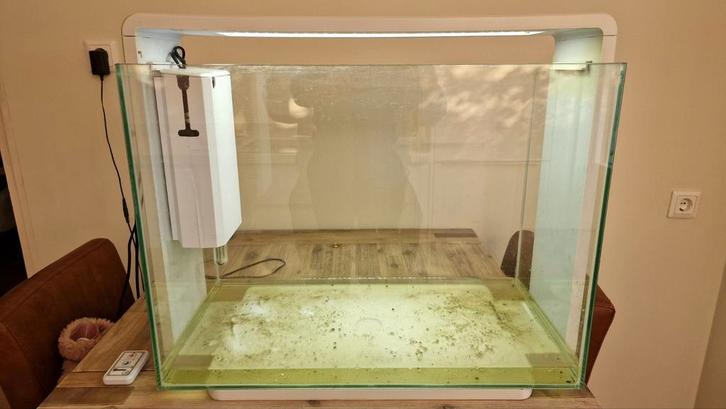Superfish Home 80 aquarium (afstandsbediening/filter/heater), Dieren en Toebehoren, Vissen | Aquaria en Toebehoren, Gebruikt, Verlichting of Verwarming