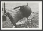 Zeemijn wordt uitgezet door Duitse mijnenlegger., Verzenden, Marine, Duitsland, Foto of Poster