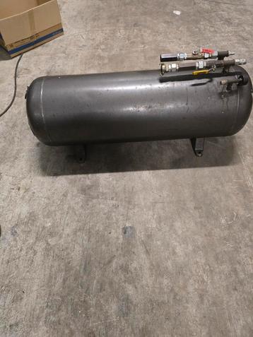 Persluchtketel /luchtvat / luchttank 150 liter beschikbaar voor biedingen