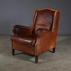 Vintage lederen Wingback fauteuil – bruin – metalen nagels, Metaal, Ophalen of Verzenden, Zo goed als nieuw