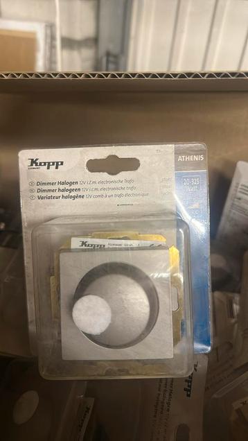 Dimmer halogeen kopp beschikbaar voor biedingen