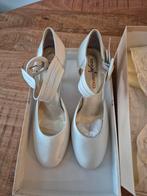 Elegante witte pumps - Nina Fiarucci, Pumps, Wit, Nieuw, Ophalen of Verzenden