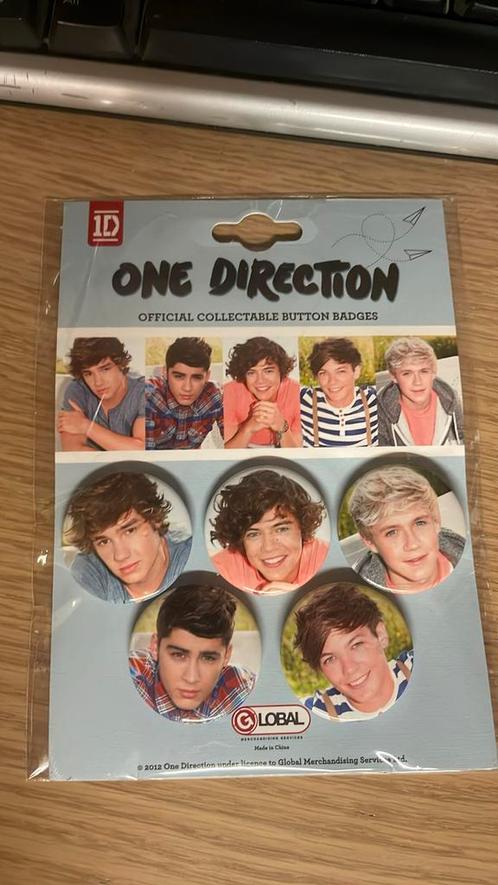 One Direction Buttons van Global, Verzamelen, Speldjes, Pins en Buttons, Zo goed als nieuw, Overige onderwerpen, Ophalen of Verzenden