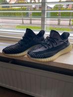 Yeezy boost 350 carbon, Nieuw, Ophalen of Verzenden, Zwart