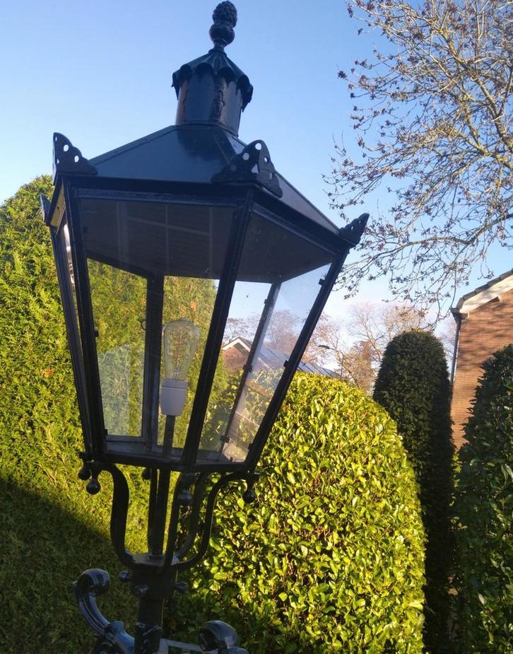 Antieke straatlantaarn, Tuin en Terras, Buitenverlichting, Zo goed als nieuw, Staande lamp, Overige materialen, 50 tot 250 watt