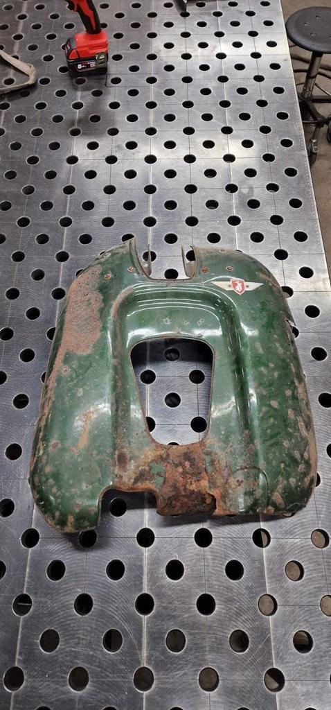 Zundapp Beenschild Beschermkap Oldtimer Brommer, Fietsen en Brommers, Brommeronderdelen | Oldtimers, Ophalen
