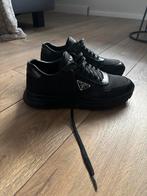 Prada sneakers 44, Kleding | Heren, Schoenen, Ophalen of Verzenden, Zo goed als nieuw, Zwart