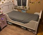Frans antiek bed met lattenbodem, Ophalen, 85 tot 100 cm, Gebruikt, Lattenbodem