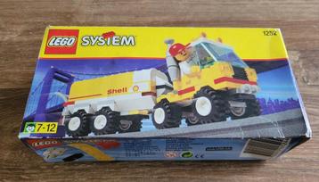 Lego 1252 Tankwagen uit 1999 met (beschadigd) doosje beschikbaar voor biedingen