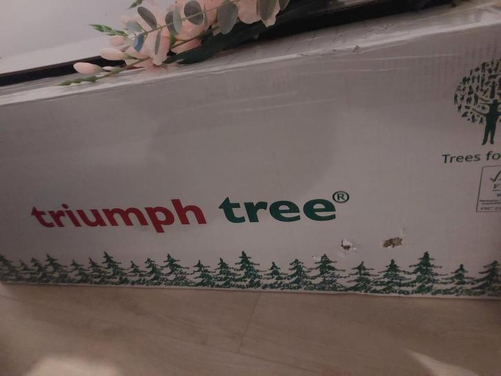 De Forest Frosted Triumph Tree (230 cm), Diversen, Kerst, Nieuw, Ophalen