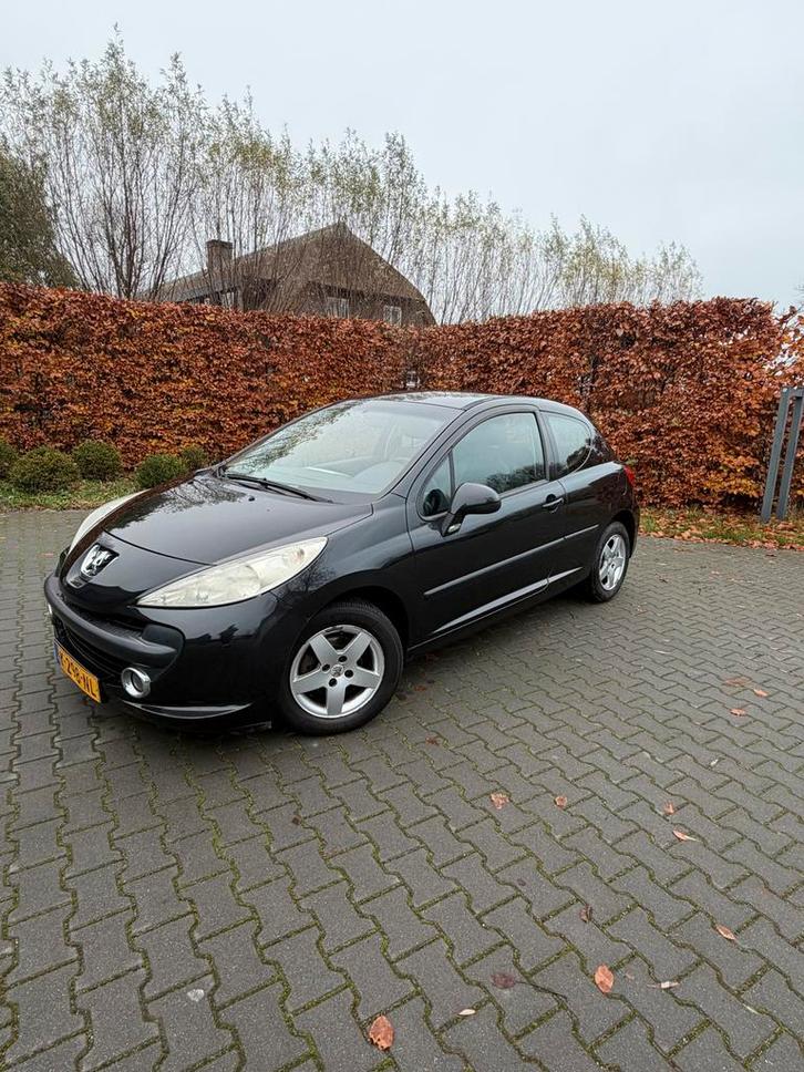 Peugeot 207 1.4 3DRS 2008 Zwart te koop. Aanbieding!, Auto's, Peugeot, Particulier, Benzine, C, Hatchback, Handgeschakeld, Geïmporteerd