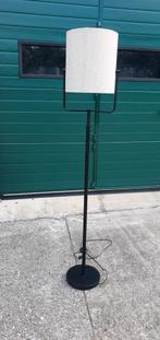 Vloerlamp zwart beige, Ophalen, Zo goed als nieuw