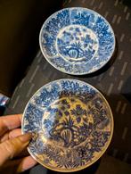 Twee kleine Chinese Kangxi blue schoteltjes, Antiek en Kunst, Ophalen of Verzenden