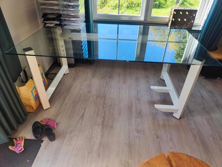 Design computer tafel. Ideaal voor 49 inch beeldscherm., Huis en Inrichting, Bureaus, Zo goed als nieuw, Ophalen