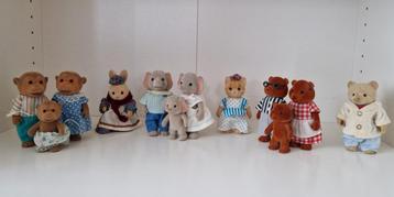 Vintage dierenfamilies beschikbaar voor biedingen