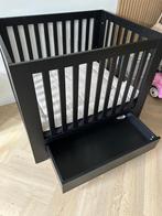 Kidsmill box zwart met opberg lade, Kinderen en Baby's, Boxen, Ophalen, Zo goed als nieuw, In hoogte verstelbaar